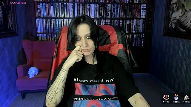 Snapshot of Medusa__Gorgona chatting on December 4, 2025, 6:49 pm Medusa Gorgona online show from December 4, 2025, 6:49 pm