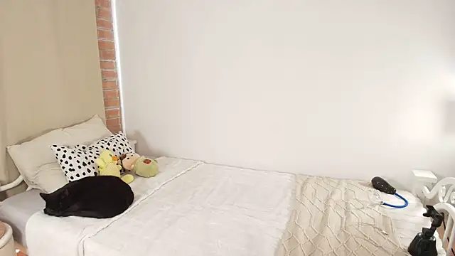 saribelcute online show from May 15, 2026, 6:26 pm