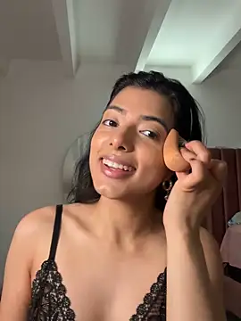 Chrishell  online show from March 10, 2026, 4:28 am