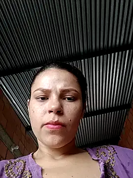 Mommy-Hot online show from February 9, 2025, 3:12 pm