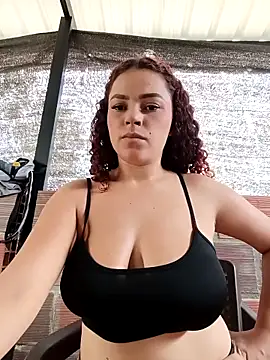 Mommy-Hot online show from November 21, 2025, 1:21 pm