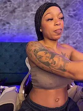 Snapshot of Melany_Williams chatting on February 11, 2026, 12:43 pm Melany Williams online show from February 11, 2026, 12:43 pm