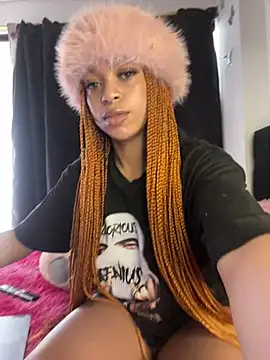Snapshot of Melany_Williams chatting on April 13, 2026, 1:38 pm Melany Williams online show from April 13, 2026, 1:38 pm
