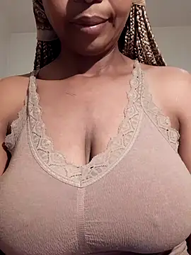 realsquirter online show from February 18, 2025, 7:52 pm