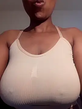 Snapshot of realsquirter chatting on March 11, 2026, 10:10 am realsquirter online show from March 11, 2026, 10:10 am