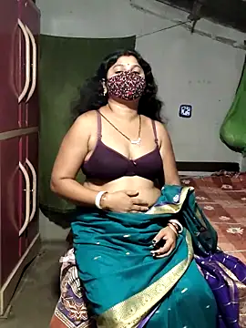 Snapshot of Mourani24 chatting on May 23, 2026, 5:39 pm Mourani24 online show from May 23, 2026, 5:39 pm