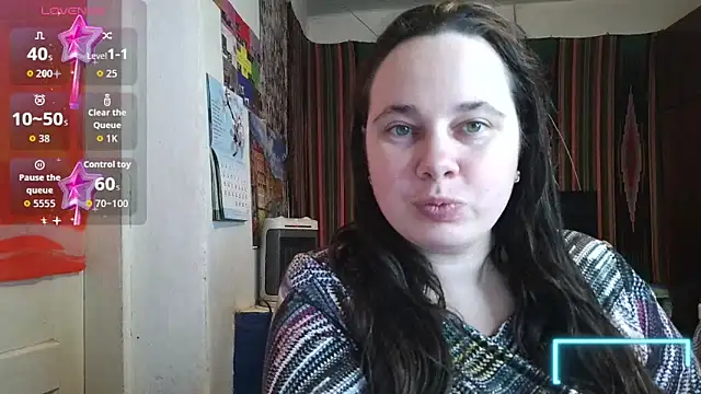 Cora Maro online show from April 13, 2026, 2:11 pm