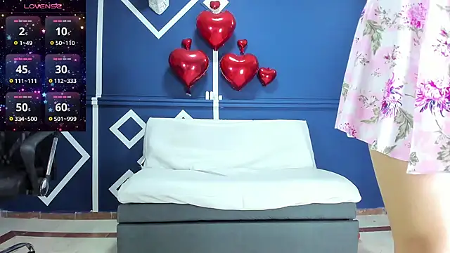 charolbruce 1 online show from February 26, 2025, 1:08 pm