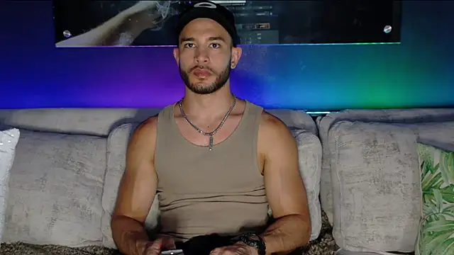 Crhis N Derek online show from September 9, 2025, 10:42 pm