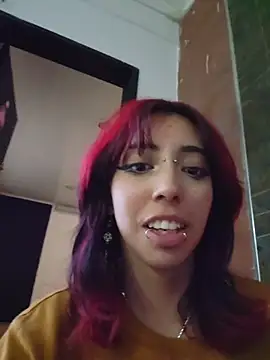 Nyx nayla online show from November 7, 2025, 10:48 am