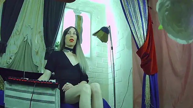 Snapshot of Mary_Loon chatting on November 11, 2025, 4:56 am Mary Loon online show from November 11, 2025, 4:56 am