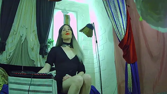 Snapshot of Mary_Loon chatting on November 23, 2025, 7:35 pm Mary Loon online show from November 23, 2025, 7:35 pm