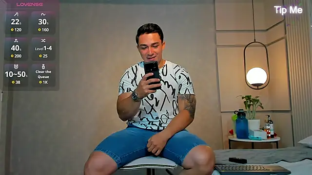 Snapshot of Ryan_Hunt chatting on January 11, 2025, 3:20 pm Ryan Hunt online show from January 11, 2025, 3:20 pm