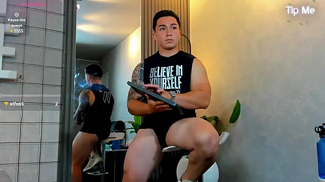 Snapshot of Ryan_Hunt chatting on January 19, 2025, 9:34 pm Ryan Hunt online show from January 19, 2025, 9:34 pm