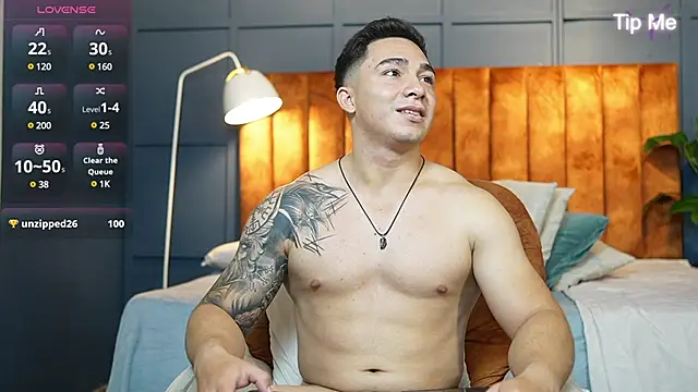 Snapshot of Ryan_Hunt chatting on February 6, 2025, 4:03 pm Ryan Hunt online show from February 6, 2025, 4:03 pm