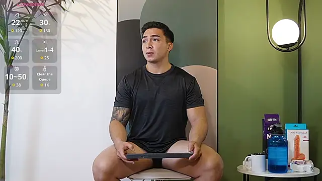 Snapshot of Ryan_Hunt chatting on February 18, 2025, 11:55 am Ryan Hunt online show from February 18, 2025, 11:55 am