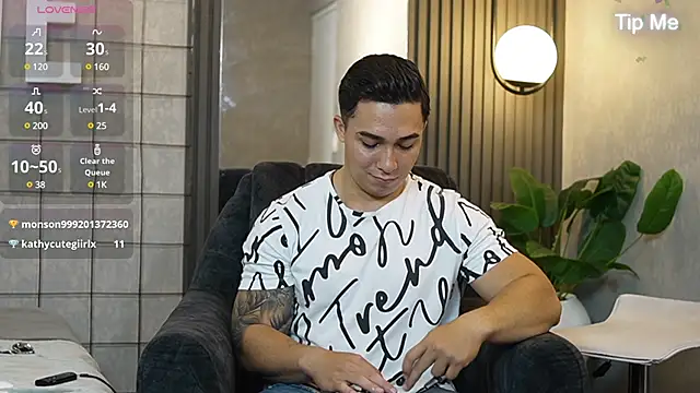 Snapshot of Ryan_Hunt chatting on February 26, 2025, 3:19 pm Ryan Hunt online show from February 26, 2025, 3:19 pm