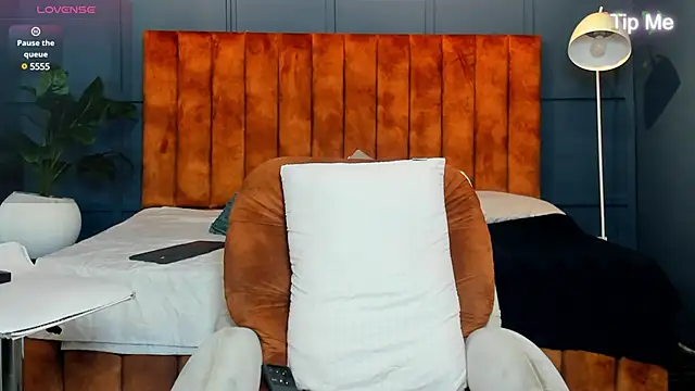 Snapshot of Ryan_Hunt chatting on March 18, 2025, 1:53 pm Ryan Hunt online show from March 18, 2025, 1:53 pm