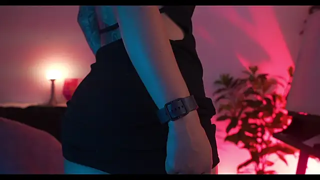 Snapshot of LorenRosse chatting on January 8, 2025, 2:25 am LorenRosse online show from January 8, 2025, 2:25 am