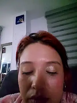 Snapshot of LorenRosse chatting on February 24, 2025, 3:02 am LorenRosse online show from February 24, 2025, 3:02 am