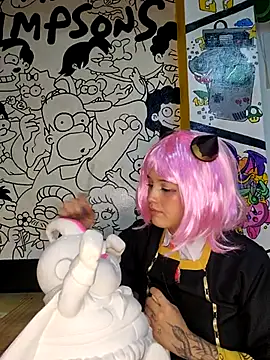 Snapshot of LorenRosse chatting on March 23, 2025, 1:53 am LorenRosse online show from March 23, 2025, 1:53 am