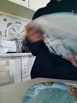 Snapshot of LorenRosse chatting on October 17, 2025, 4:26 am LorenRosse online show from October 17, 2025, 4:26 am