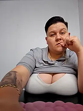 DevilDahm online show from February 18, 2025, 11:52 pm