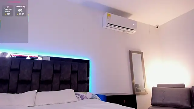 Sthef Castle online show from November 18, 2025, 12:31 pm