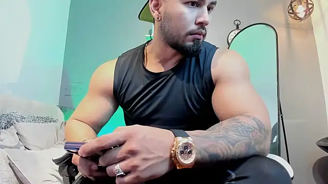 Snapshot of jaxon_colton chatting on February 7, 2025, 1:04 am jaxon colton online show from February 7, 2025, 1:04 am