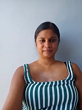 Snapshot of Sensual_indian7 chatting on February 3, 2026, 9:47 am Sensual indian7 online show from February 3, 2026, 9:47 am