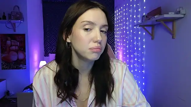 AliceSpark online show from December 7, 2024, 6:15 pm