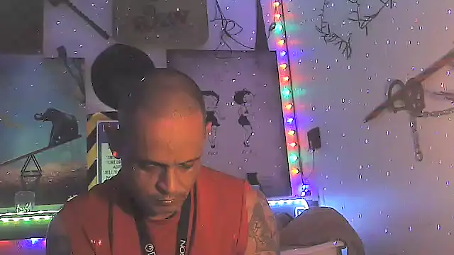 Buffshagswell online show from October 13, 2025, 3:12 pm