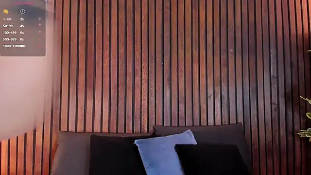 Jennmiiller  online show from February 5, 2025, 12:17 pm