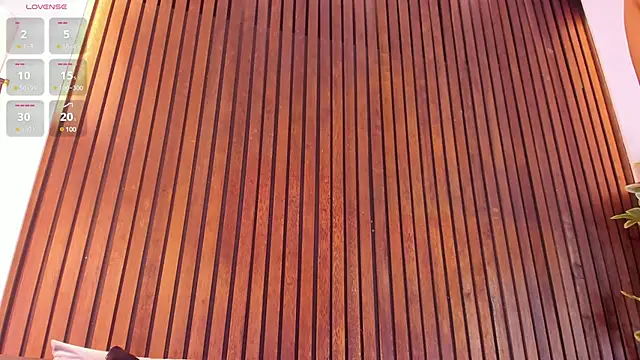 Jennmiiller  online show from March 20, 2025, 5:58 pm