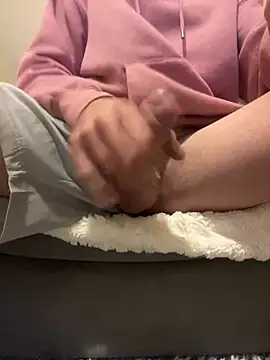 Snapshot of pandick23 chatting on January 17, 2025, 3:43 pm pandick23 online show from January 17, 2025, 3:43 pm