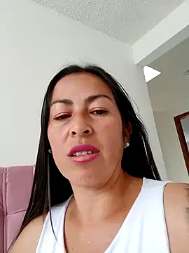 Snapshot of MARIANA-12_ chatting on February 17, 2025, 6:04 pm MARIANA-12 online show from February 17, 2025, 6:04 pm