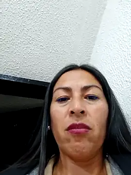 Snapshot of MARIANA-12_ chatting on February 25, 2025, 2:11 pm MARIANA-12 online show from February 25, 2025, 2:11 pm