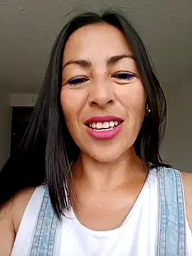 Snapshot of MARIANA-12_ chatting on March 5, 2025, 2:23 pm MARIANA-12 online show from March 5, 2025, 2:23 pm