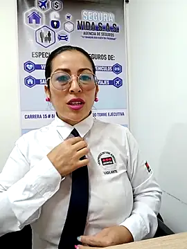 Snapshot of MARIANA-12_ chatting on September 9, 2025, 12:15 pm MARIANA-12 online show from September 9, 2025, 12:15 pm