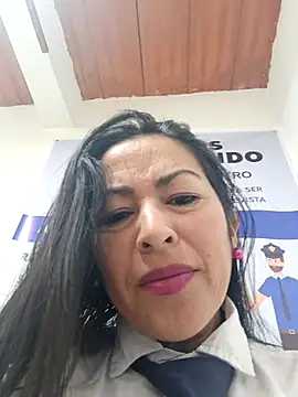 Snapshot of MARIANA-12_ chatting on September 30, 2025, 1:27 pm MARIANA-12 online show from September 30, 2025, 1:27 pm