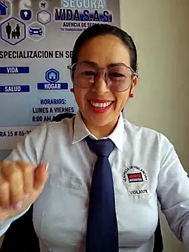 Snapshot of MARIANA-12_ chatting on October 17, 2025, 2:08 pm MARIANA-12 online show from October 17, 2025, 2:08 pm