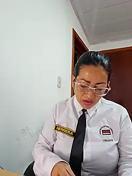 Snapshot of MARIANA-12_ chatting on October 22, 2025, 1:11 pm MARIANA-12 online show from October 22, 2025, 1:11 pm