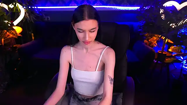 Snow WhiteeeX online show from January 16, 2025, 1:47 pm