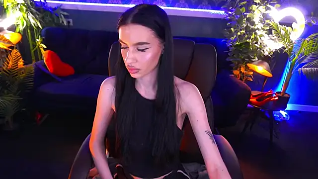 Snow WhiteeeX online show from February 26, 2025, 4:58 am