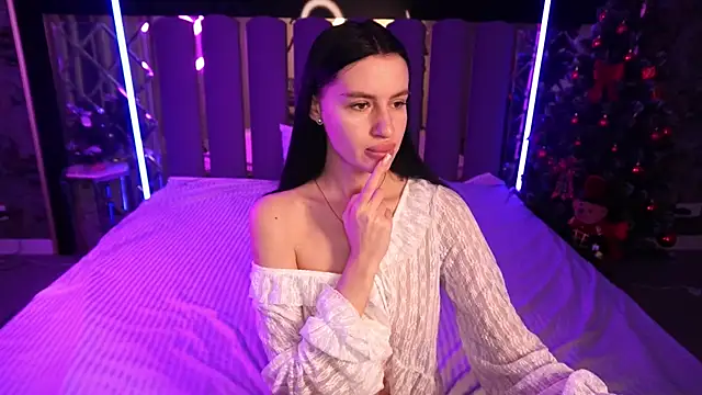 Snow WhiteeeX online show from January 13, 2026, 6:40 am