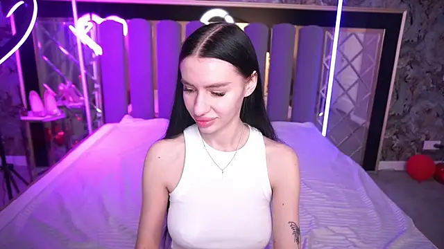 Snow WhiteeeX online show from March 31, 2026, 5:41 am