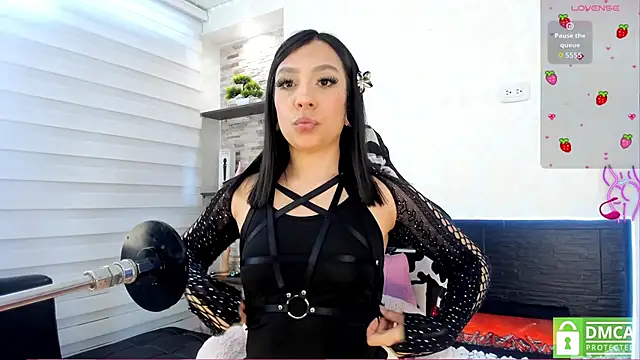 Brisa white69 online show from September 17, 2025, 9:49 pm