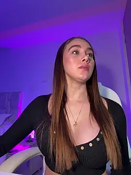 Lanataylor- online show from February 16, 2025, 3:47 am