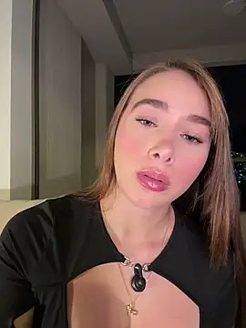 Snapshot of Lanataylor- chatting on May 5, 2026, 12:18 am Lanataylor- online show from May 5, 2026, 12:18 am
