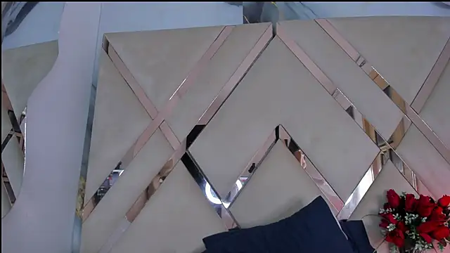 ninaht online show from October 23, 2025, 7:12 pm